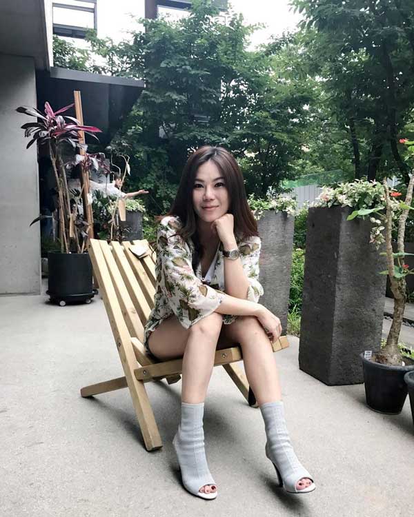 ไฮโซจิ๊บ เสาวนีย์ ไฮโซจิ๊บ เสาวนีย์