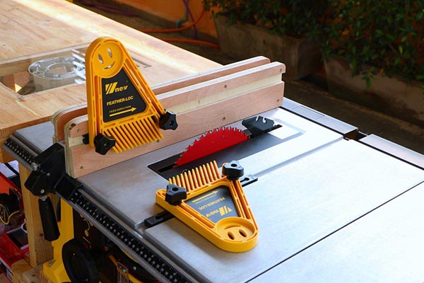 DIY โต๊ะไม้ DIY โต๊ะไม้