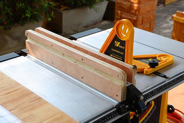 DIY โต๊ะไม้ DIY โต๊ะไม้