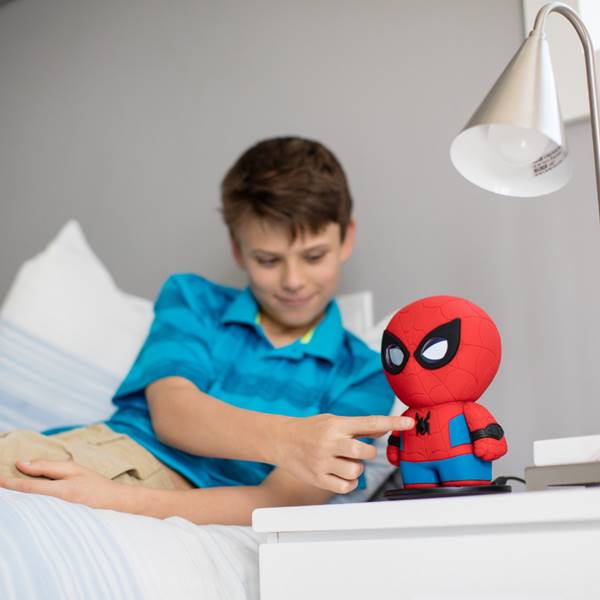 หุ่น Spider-Man ของเล่นใหม่จากบริษัท Sphero โต้ตอบกับคนได้ หุ่น Spider-Man ของเล่นใหม่จากบริษัท Sphero โต้ตอบกับคนได้
