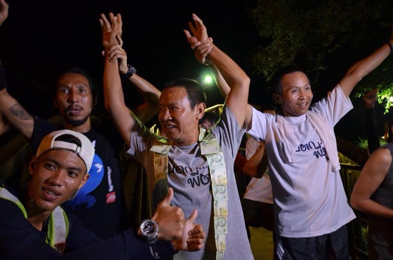 จาตุรงค์ มกจ๊ก จาตุรงค์ มกจ๊ก