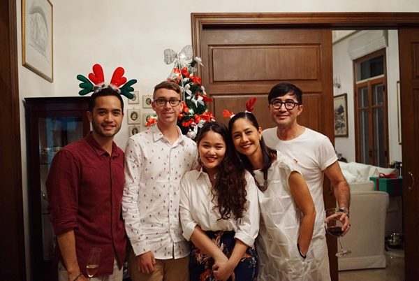 นก ฉัตรชัย นก สินจัย สุดปลื้ม ลูกสาว บอม ฑิชากร รับปริญญาแล้ว นก ฉัตรชัย นก สินจัย สุดปลื้ม ลูกสาว บอม ฑิชากร รับปริญญาแล้ว