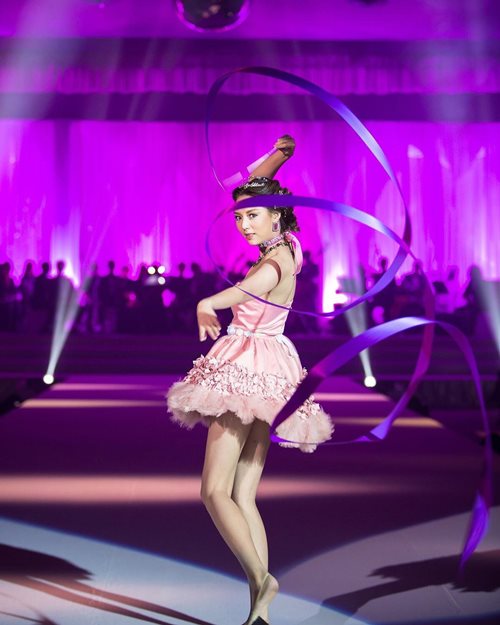 A wait Fasion Show A wait Fasion Show