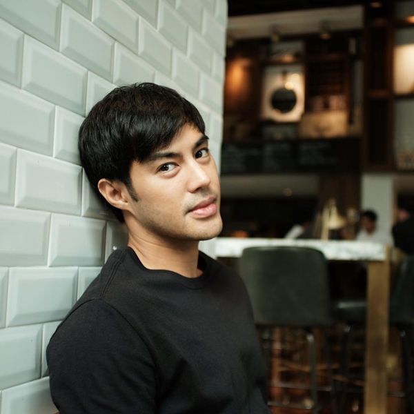 ท็อป จรณ ใบเฟิร์น พิมพ์ชนก ท็อป จรณ ใบเฟิร์น พิมพ์ชนก