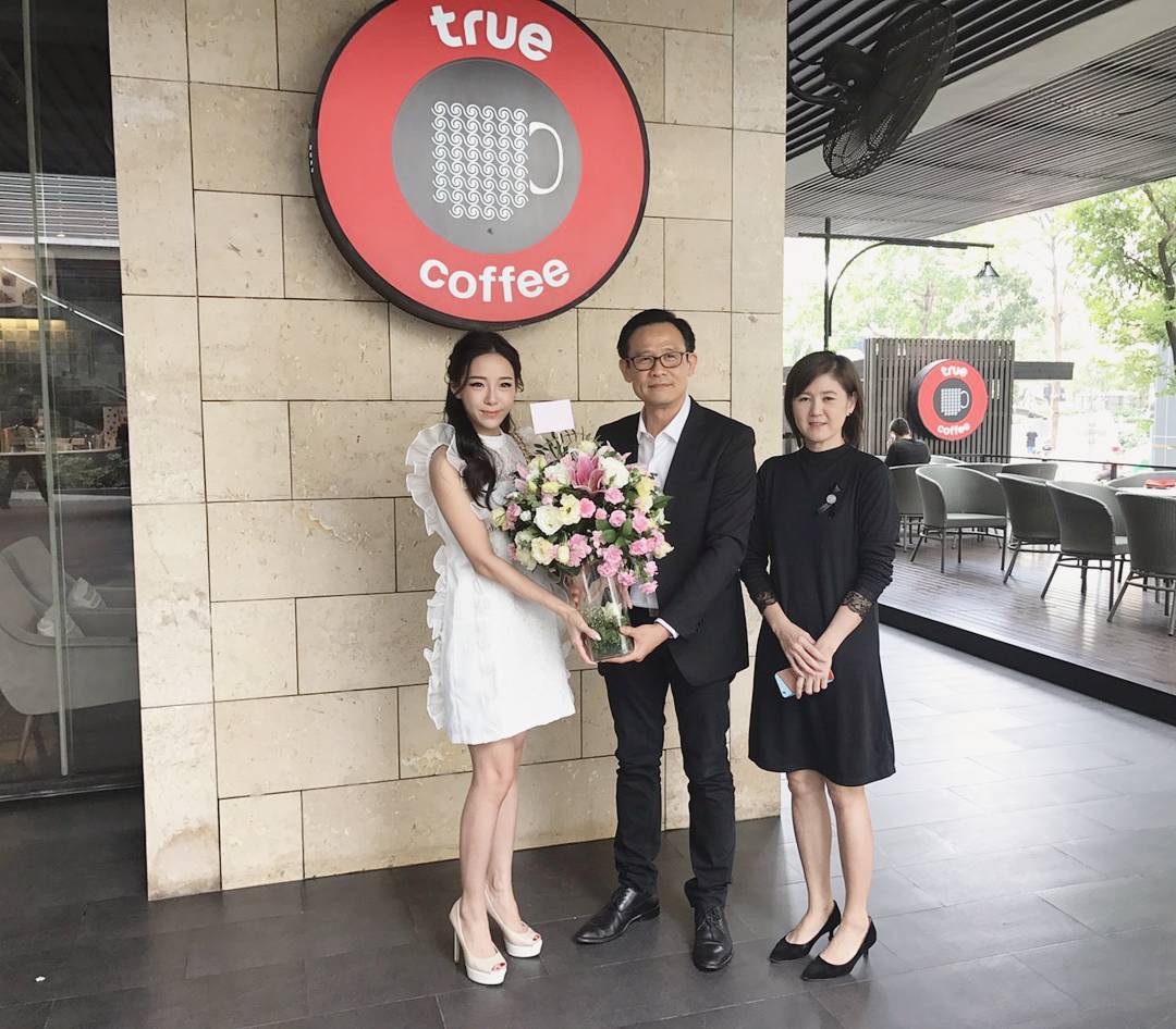 ทับทิม มัลลิกา ทับทิม มัลลิกา