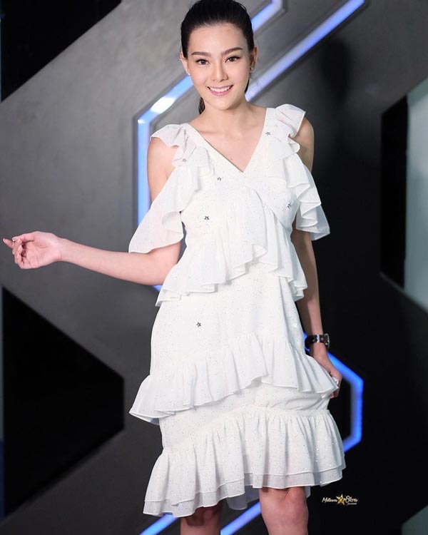 ดิว อริสรา ไผ่ วันพอยท์ ดิว อริสรา ไผ่ วันพอยท์