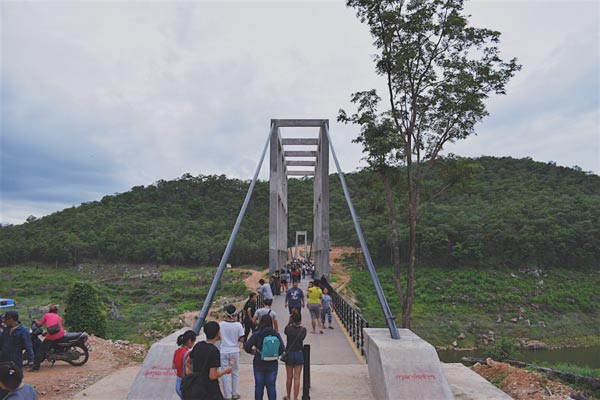 สะพานแขวน เขื่อนแม่กวง สะพานแขวน เขื่อนแม่กวง