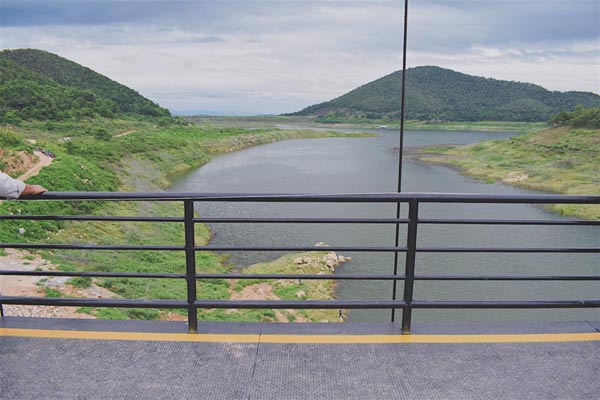 สะพานแขวน เขื่อนแม่กวง สะพานแขวน เขื่อนแม่กวง