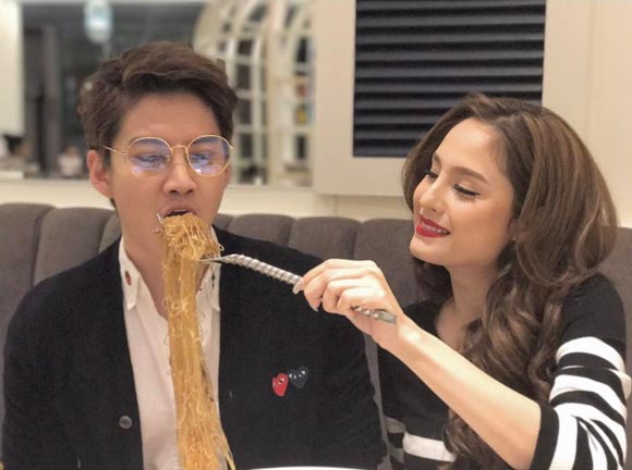 กอล์ฟ ขวัญ กอล์ฟ ขวัญ