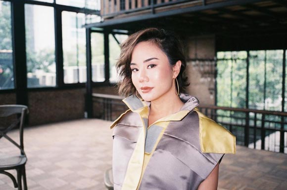 นท คารีสา นท คารีสา