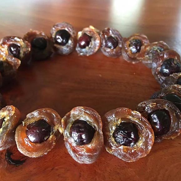 พลอย ชิดจันทร์ พลอย ชิดจันทร์