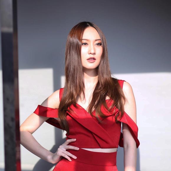 ทับทิม The Face 3 ทับทิม The Face 3