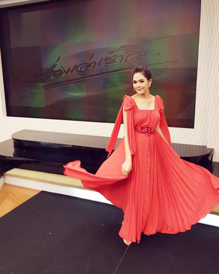 ชมพู่ อารยา ชมพู่ อารยา