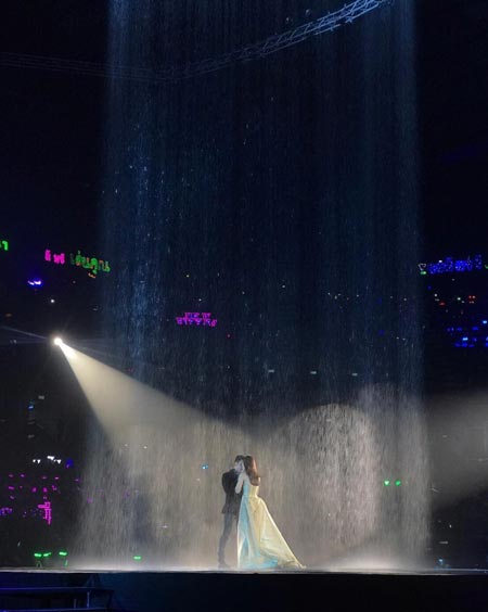 ณเดชน์ ญาญ่า ณเดชน์ ญาญ่า