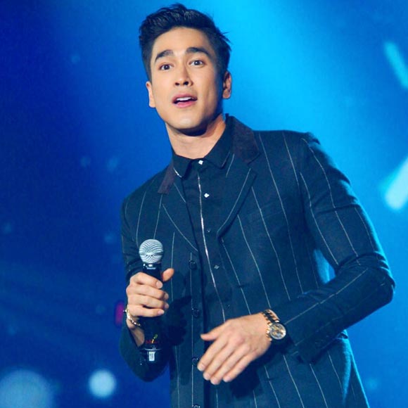 ณเดชน์ ญาญ่า พุดเดิ้ล ปาจรีย์ ณเดชน์ ญาญ่า พุดเดิ้ล ปาจรีย์