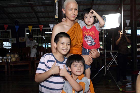 น้องยอร์ช น้องแม็ค น้องมลิค วันเฉลิม ทองเนื้อเก้า น้องยอร์ช น้องแม็ค น้องมลิค วันเฉลิม ทองเนื้อเก้า