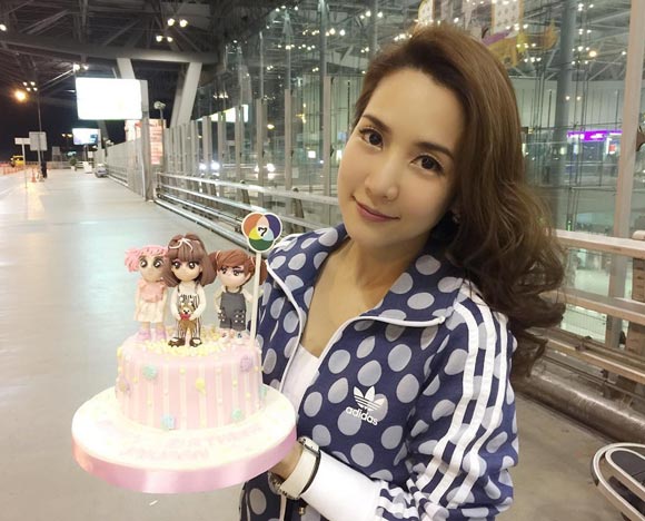 จั๊กจั่น อคัมย์สิริ จั๊กจั่น อคัมย์สิริ