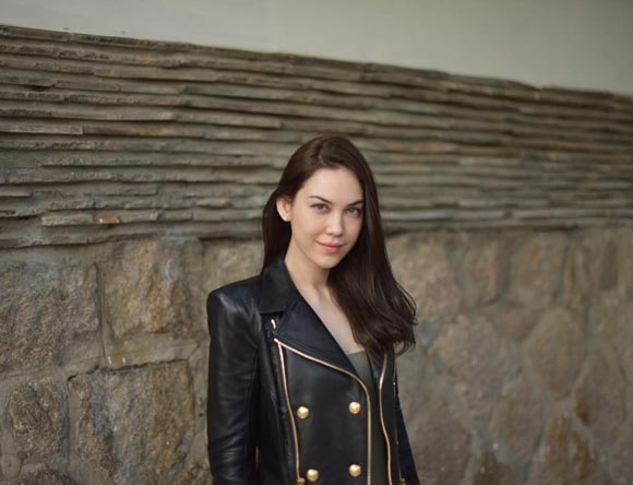 แมท ภีรนีย์ เหมือนคนละฟากฟ้า แมท ภีรนีย์ เหมือนคนละฟากฟ้า