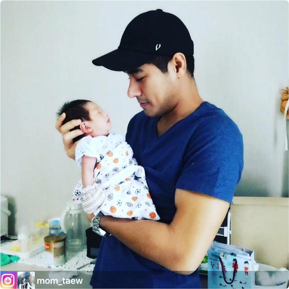 โอม อัชชา โอม อัชชา