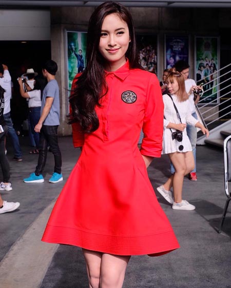 ปอย ตรีชฎา อโหสิกรรมให้ พระแจ๊ส ปอย ตรีชฎา อโหสิกรรมให้ พระแจ๊ส