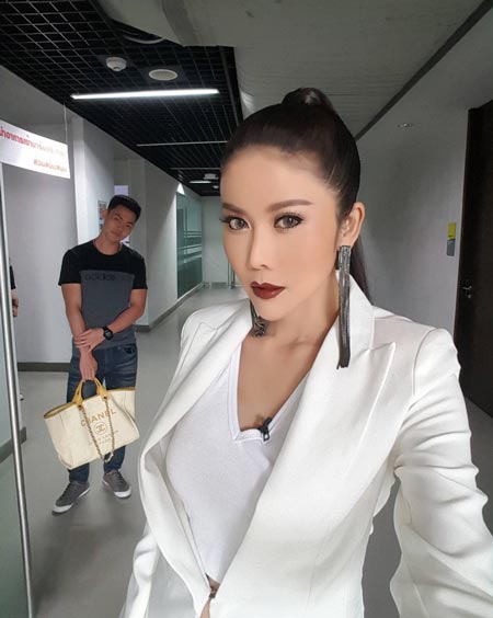 ปิ๋ม ซีโฟร์ ปิ๋ม ซีโฟร์