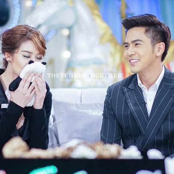 เต้ย เชียร์ เต้ย เชียร์