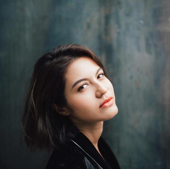 เอ๋ มณีรัตน์ เอ๋ มณีรัตน์