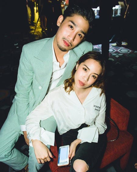 โฟร์ พิชญ์ โฟร์ พิชญ์