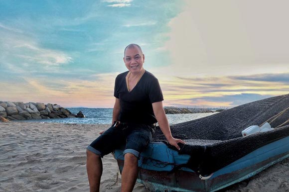 อุ๊บ วิริยะ เพ็ชร ฐกฤต อุ๊บ วิริยะ เพ็ชร ฐกฤต