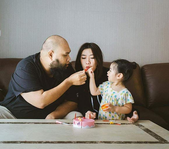 กอล์ฟ ฟักกลิ้ง ฮีโร่ สอน น้องชูใจ กอล์ฟ ฟักกลิ้ง ฮีโร่ สอน น้องชูใจ