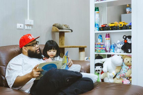 กอล์ฟ ฟักกลิ้ง ฮีโร่ สอน น้องชูใจ กอล์ฟ ฟักกลิ้ง ฮีโร่ สอน น้องชูใจ