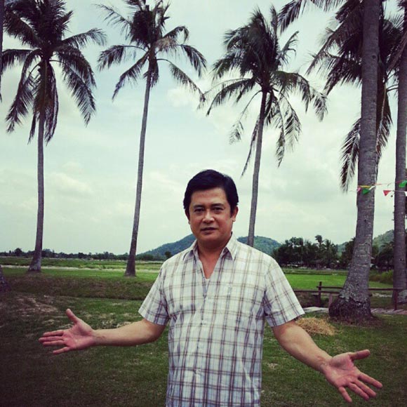 หนุ่ม สันติสุข หนุ่ม สันติสุข