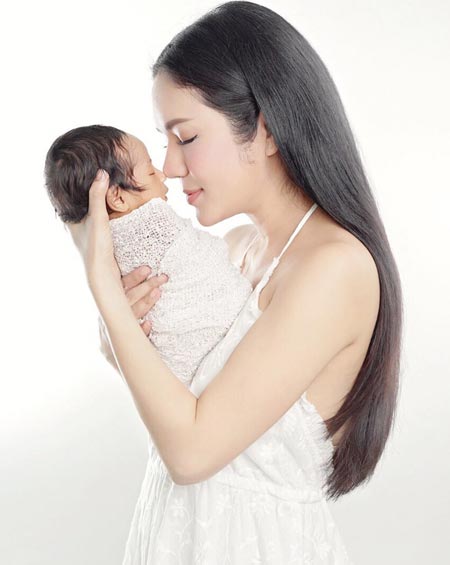 น้องจอมทัพ ลูก อ๋อม สกาวใจ น้องจอมทัพ ลูก อ๋อม สกาวใจ