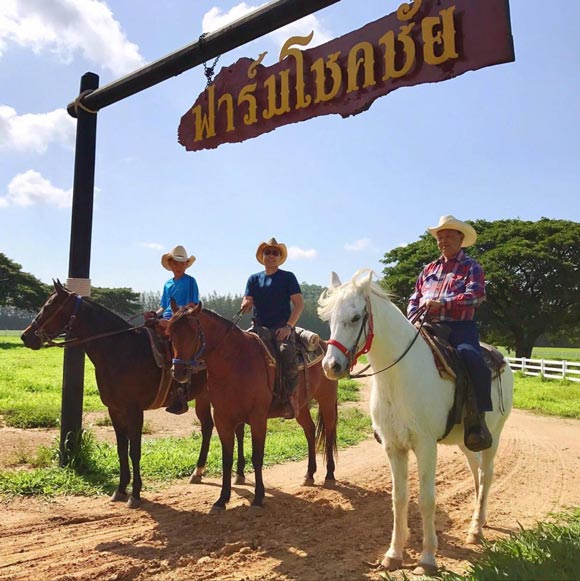 น้องปราบ ลูกชาย สู่ขวัญ บูลกุล น้องปราบ ลูกชาย สู่ขวัญ บูลกุล