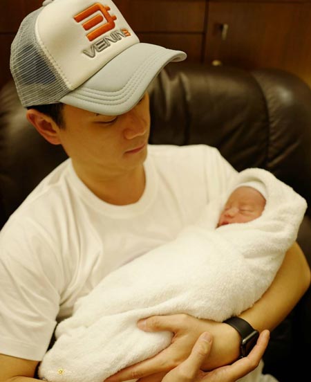 น้องสายฟ้า น้องพายุ ลูกชมพู่ อารยา น้องสายฟ้า น้องพายุ ลูกชมพู่ อารยา