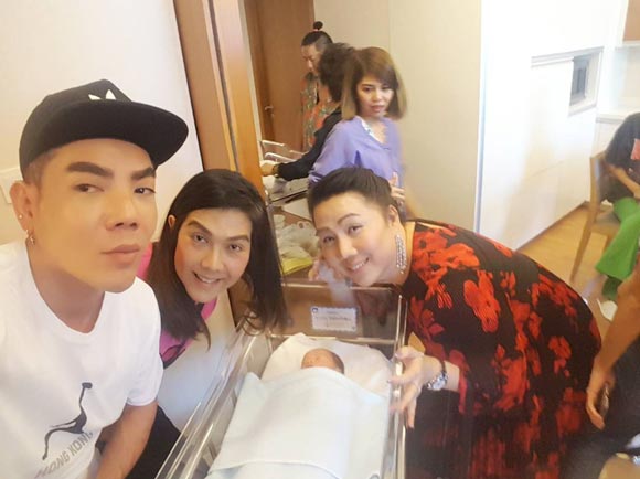 น้องสายฟ้า น้องพายุ ลูกชมพู่ อารยา น้องสายฟ้า น้องพายุ ลูกชมพู่ อารยา