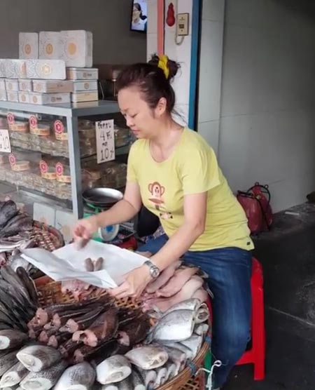 เจนนิเฟอร์ คิ้ม เจนนิเฟอร์ คิ้ม