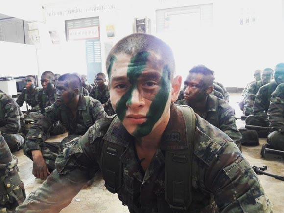 กวิน ดูวาล กวิน ดูวาล