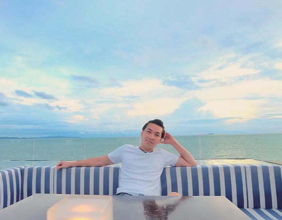 ปู แบล็คเฮด นุ๊กซี่ ปู แบล็คเฮด นุ๊กซี่