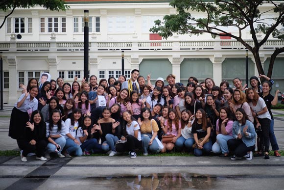 ภัทร ฉัตรบริรักษ์ รับปริญญา ภัทร ฉัตรบริรักษ์ รับปริญญา