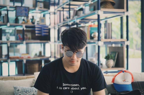 ว่าน ธนกฤต ว่าน ธนกฤต