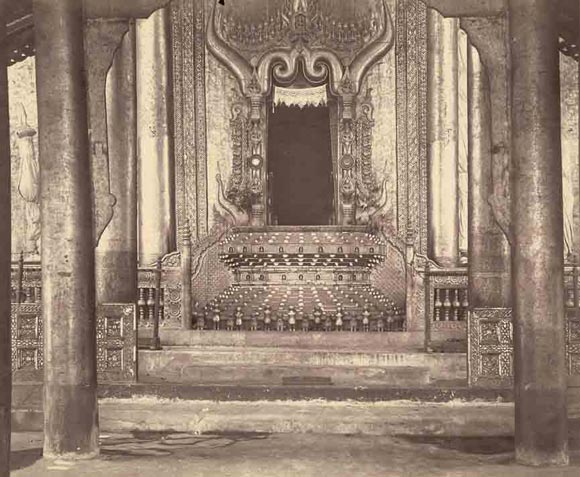 พระราชวังธีบอ พระราชวังธีบอ