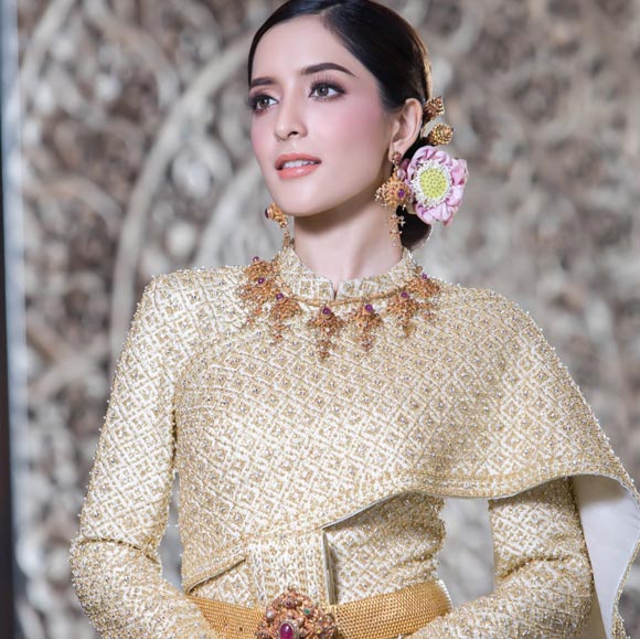 พิ้งกี้ สาวิกา พิ้งกี้ สาวิกา