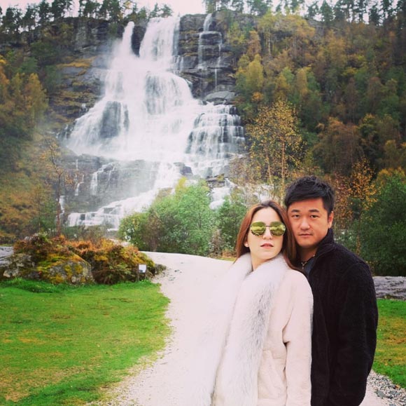 พลอย ชิดจันทร์ พลอย ชิดจันทร์