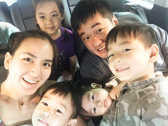 พลอย ชิดจันทร์ พลอย ชิดจันทร์