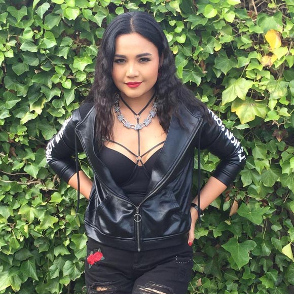 ตั๊กแตน ชลลดา ตั๊กแตน ชลลดา