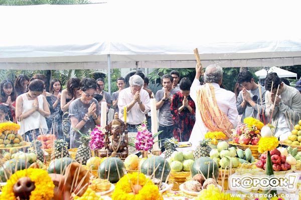 ด้วยแรงอธิษฐาน ด้วยแรงอธิษฐาน