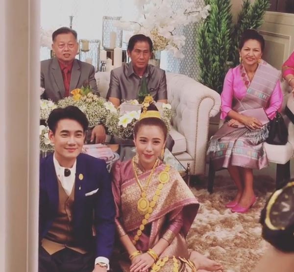 งานแต่ง ฟลุค แอปเปิ้ล งานแต่ง ฟลุค แอปเปิ้ล
