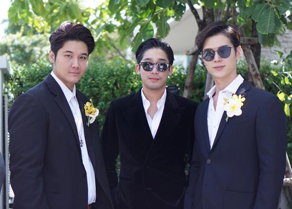 งานแต่ง ฟลุค แอปเปิ้ล งานแต่ง ฟลุค แอปเปิ้ล
