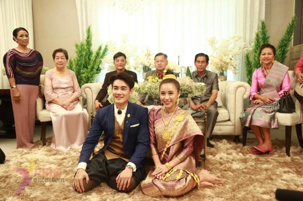 งานแต่ง ฟลุค แอปเปิ้ล งานแต่ง ฟลุค แอปเปิ้ล
